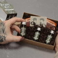 Apothecary87 3 x 10 ml Olej na bradu + Hrebeń pro muže darčeková sada