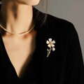 Brošňa Gold Flower AM304