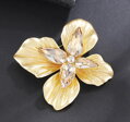 Brošňa Flower AM039