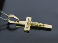 Krížik Amira Gold s nerezovou retiazkou