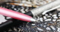 Guľôčkové pero Ballpoint s čírymi kryštálmi zelené