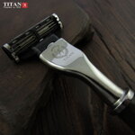 Strojček na holenie Titan M3 green round