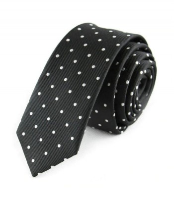 Čierna kravata s bodkami